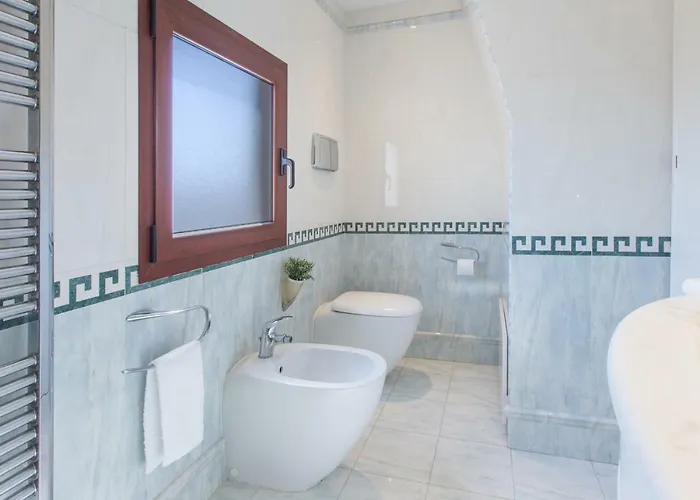 Upper House * Cagliari